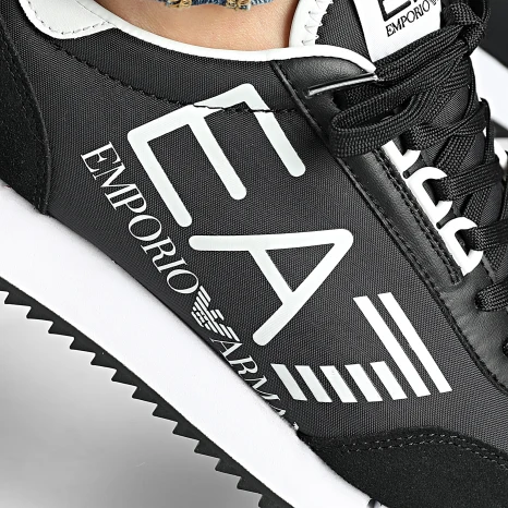 ea7-emporio-armani_485565_7X000541-AF18609_MZ175_20251208T143505_02