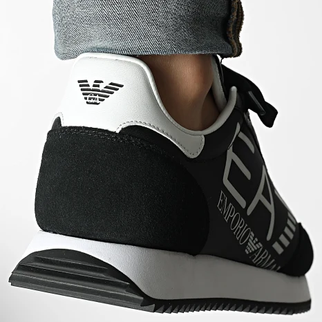 ea7-emporio-armani_485565_7X000541-AF18609_MZ175_20251208T143508_04