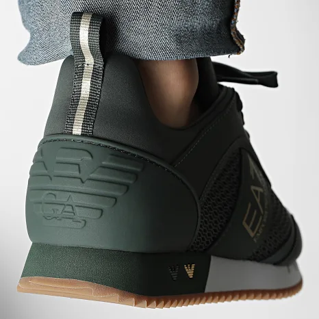 ea7-emporio-armani_492398_7X000334-AF18610_MZ583_20260212T142352_04