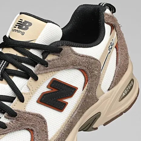 new-balance_479527_MR530SNC_20260721T162010_03